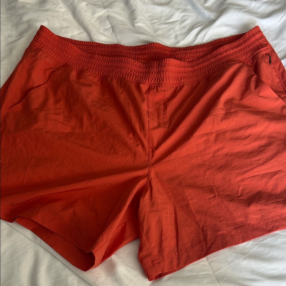 Old Navy Women's Vibrant Red Athletic Shorts